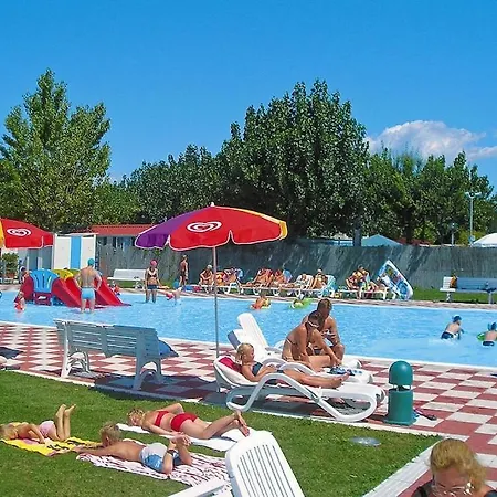 Caravanpark San Benedetto In Peschiera 度假居 佩斯基耶拉德加达